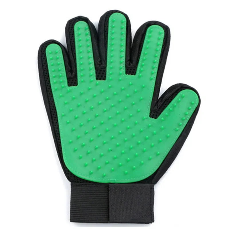 Pet Grooming Glove for Hair Removal on Cats and Dogs